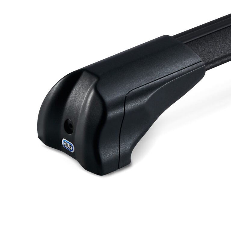CRUZ Airo Fuse Dark 90 cm takatanko Omoda 5 SUV 2024- – kiinnitysjalan ja profiilin yksityiskohta