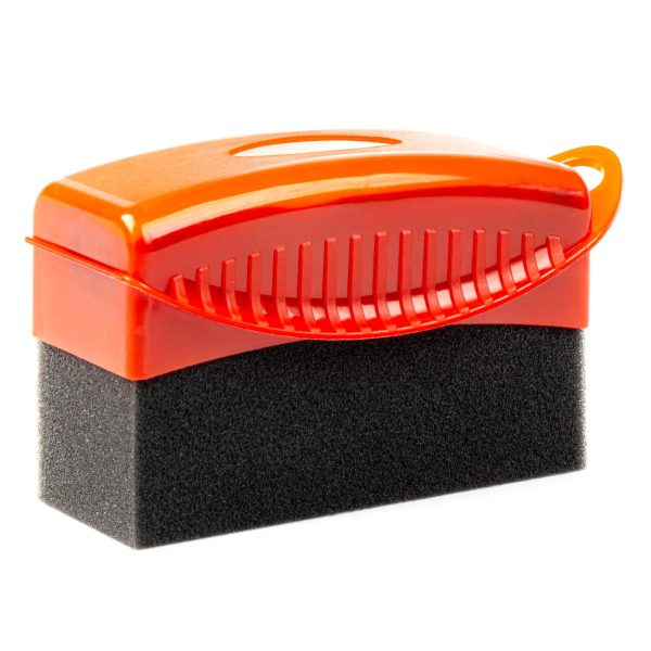 Clean hands tire applicator in plastic box